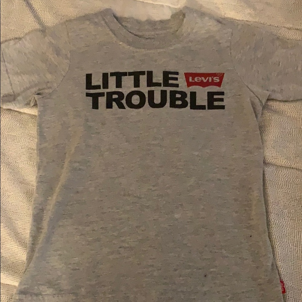 Levi’s T-Shirt boys. Gently used